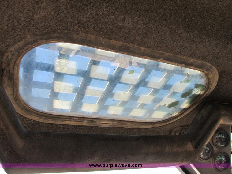 image for item Z9110 1999 Bobcat 863 Turbo skid steer