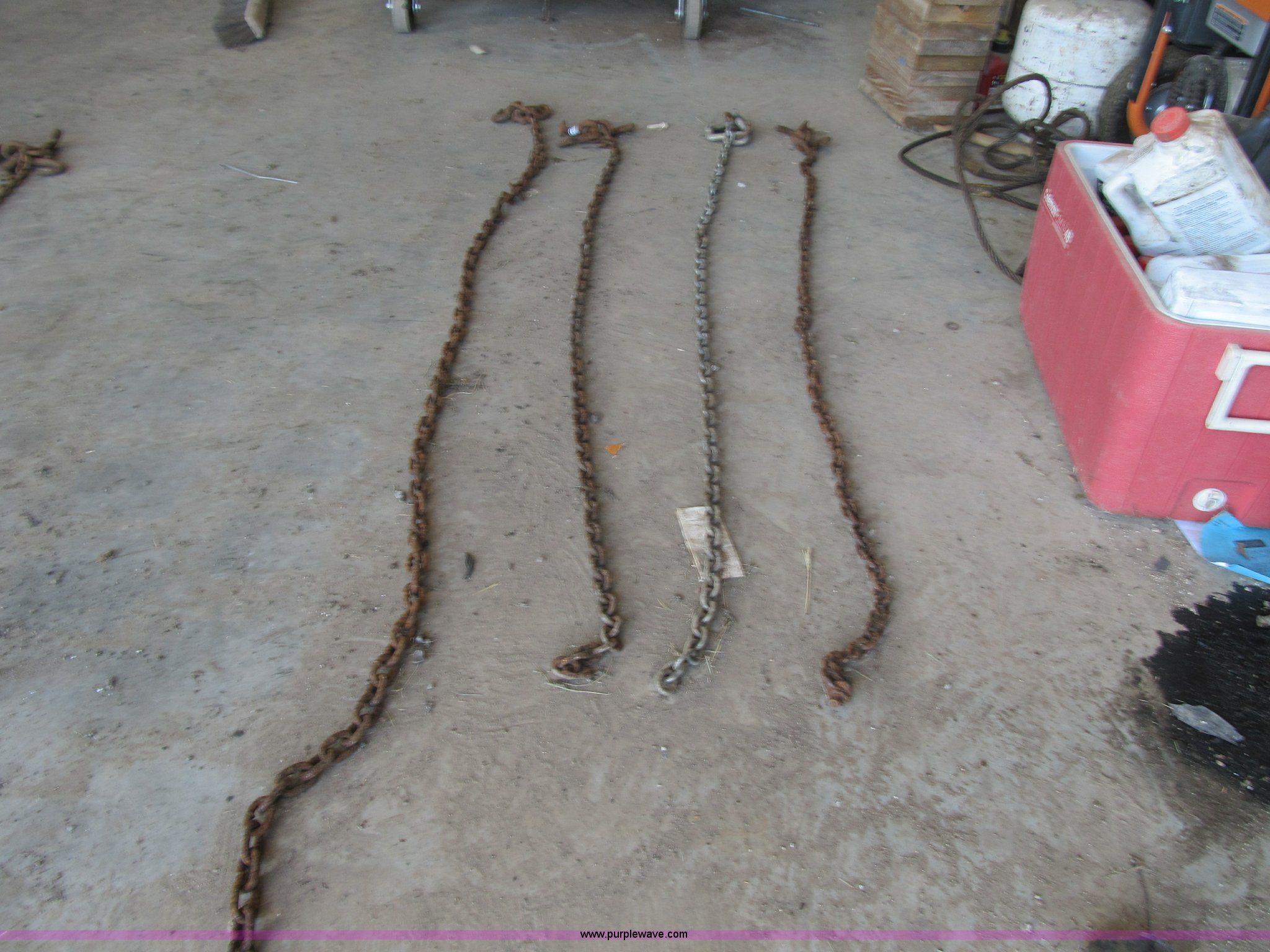 (4) car hauling chains in Oak Grove, MO Item AC9344 sold Purple Wave