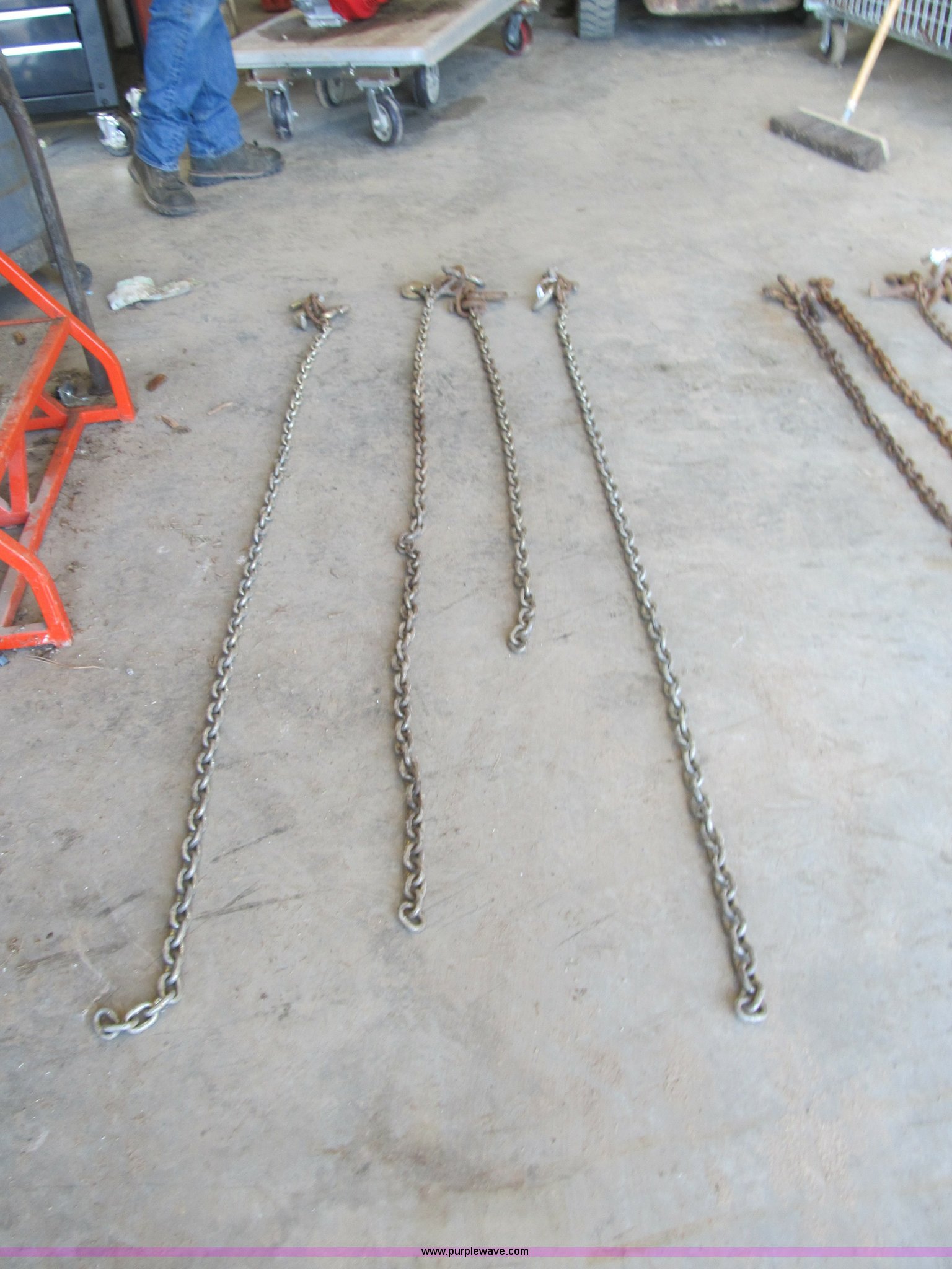 (4) car hauling chains in Oak Grove, MO Item AC9346 sold Purple Wave