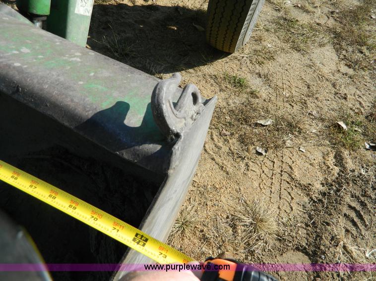 image for item AQ9404 1986 John Deere 2350 tractor