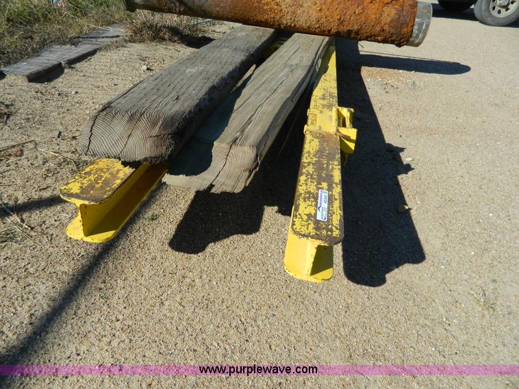 image for item AQ9440 Single post lift