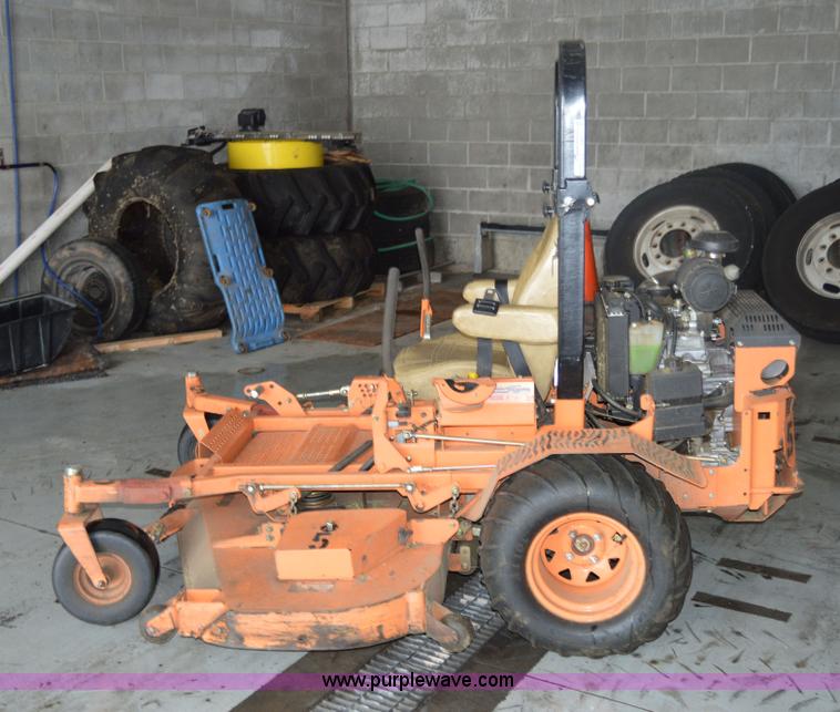 image for item AW9137 Scag STT-29DFI-SS Turf Tiger ZTR lawn mower