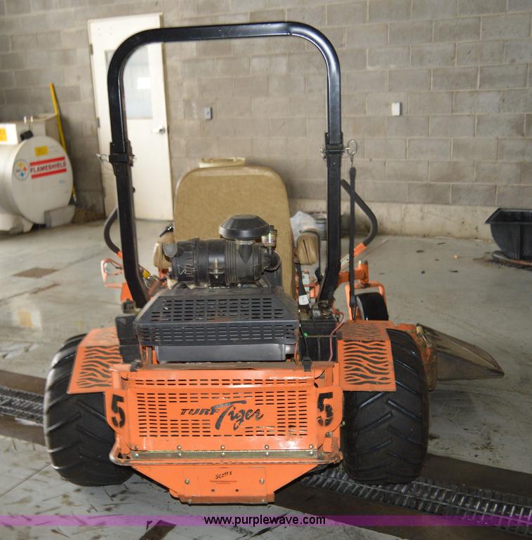 image for item AW9137 Scag STT-29DFI-SS Turf Tiger ZTR lawn mower