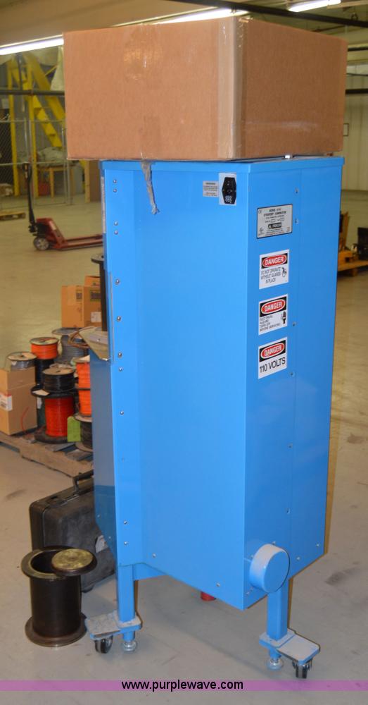 image for item AW9143 2004 Troxler 4141 gyratory compactor