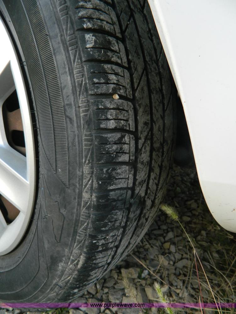 image for item AX9638 2006 Ford Taurus SE