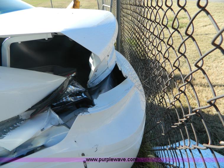 image for item AX9638 2006 Ford Taurus SE