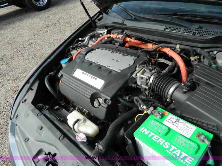 image for item AX9998 2005 Honda Accord Hybrid