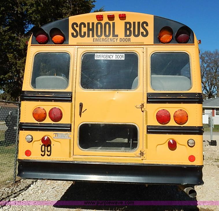 image for item AY9017 2000 Freightliner FS65 Thomas school bus