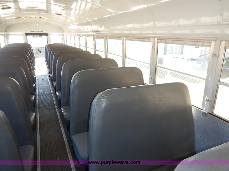 image for item AY9017 2000 Freightliner FS65 Thomas school bus