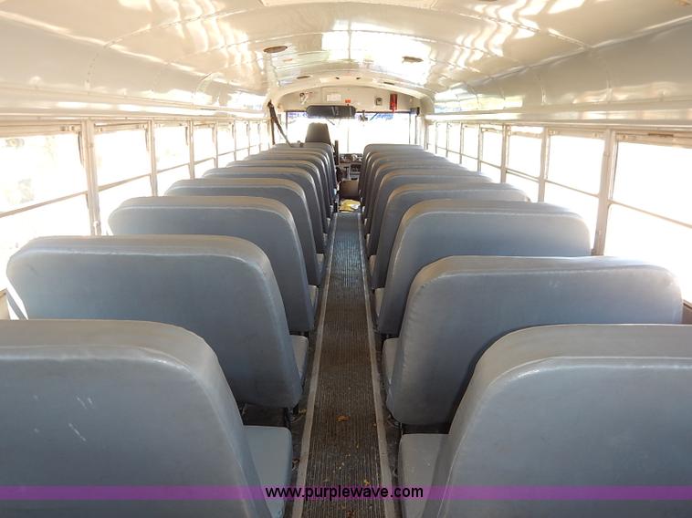 image for item AY9017 2000 Freightliner FS65 Thomas school bus