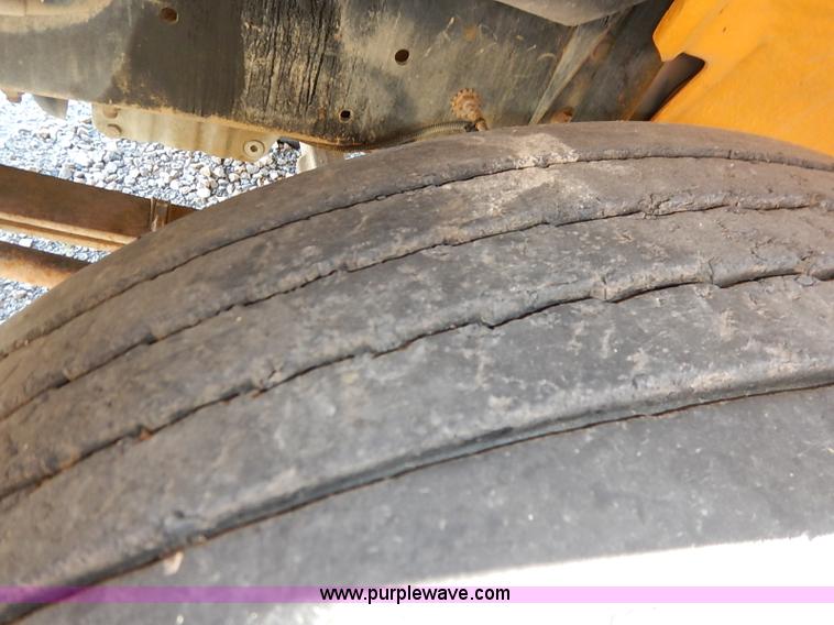 image for item AY9017 2000 Freightliner FS65 Thomas school bus