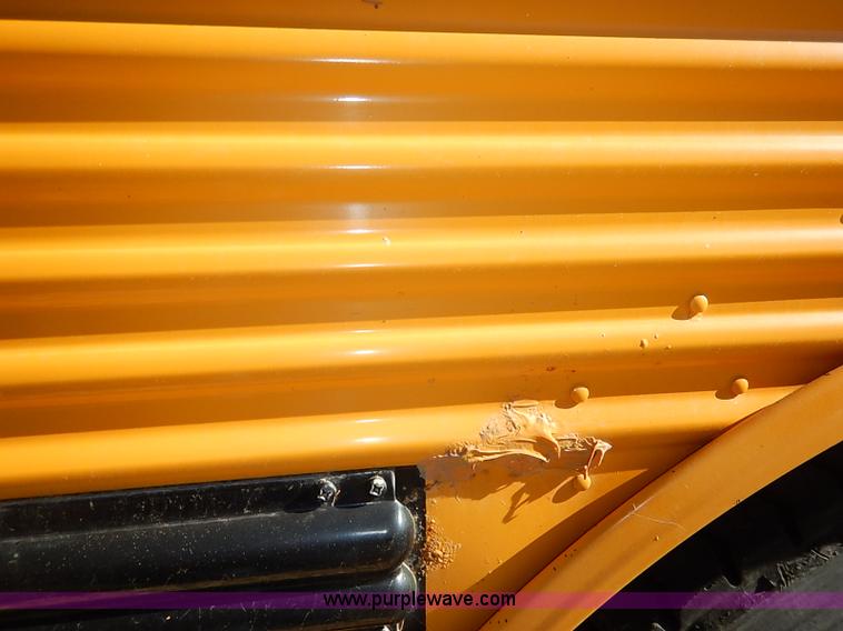 image for item AY9017 2000 Freightliner FS65 Thomas school bus