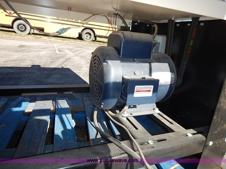 image for item AY9022 Woodmaster drum sander