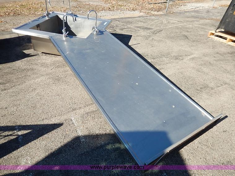 image for item AY9025 Stainless steel sink/counter top
