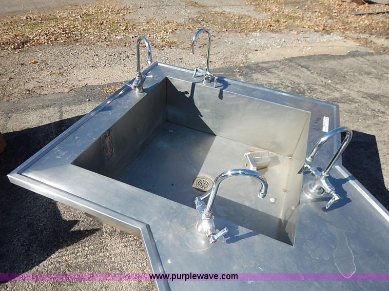 image for item AY9025 Stainless steel sink/counter top