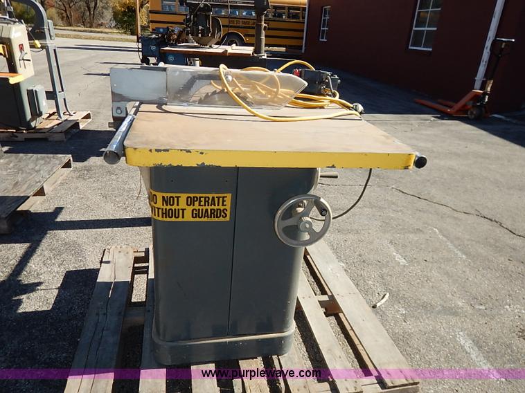 image for item AY9026 Rockwell 8.5" table saw