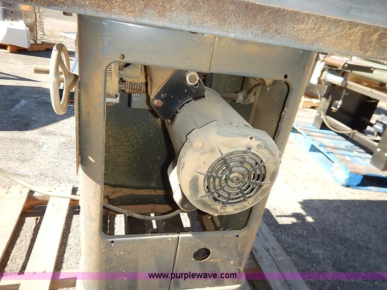 image for item AY9026 Rockwell 8.5" table saw