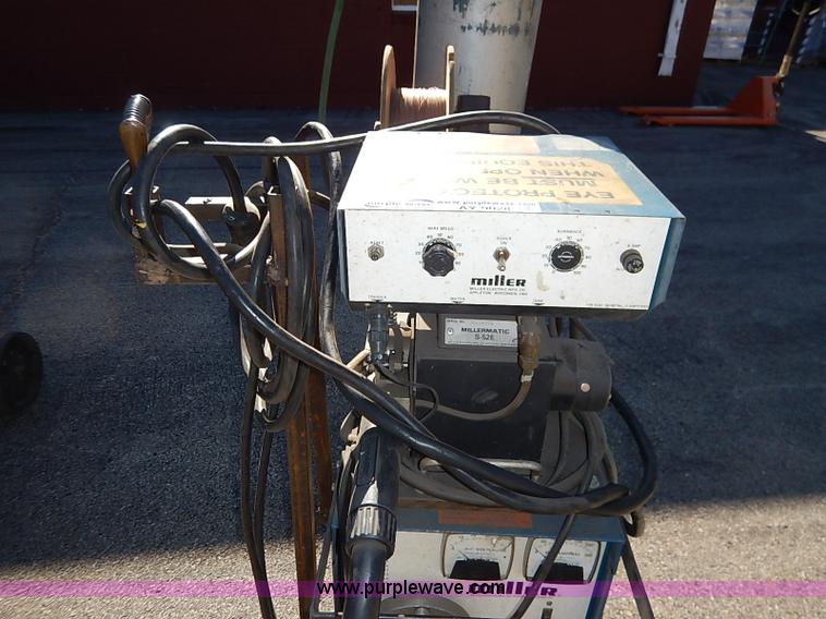 image for item AY9028 Miller Matic CP-200 wire feed welder