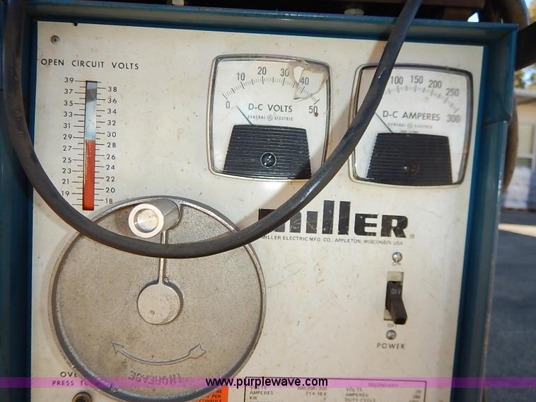image for item AY9028 Miller Matic CP-200 wire feed welder