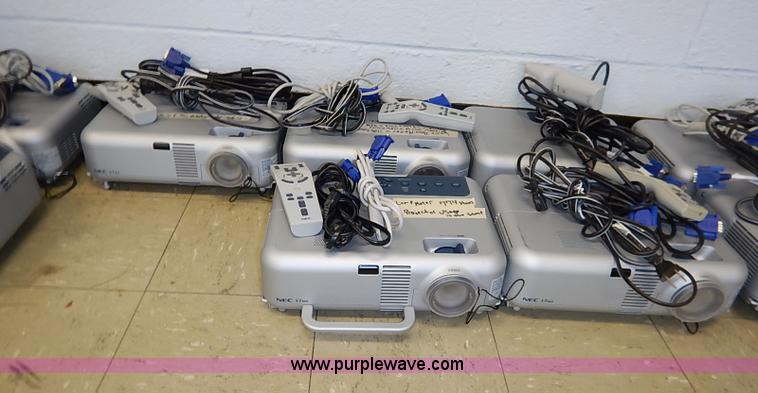 image for item AY9052 (14) assorted projectors