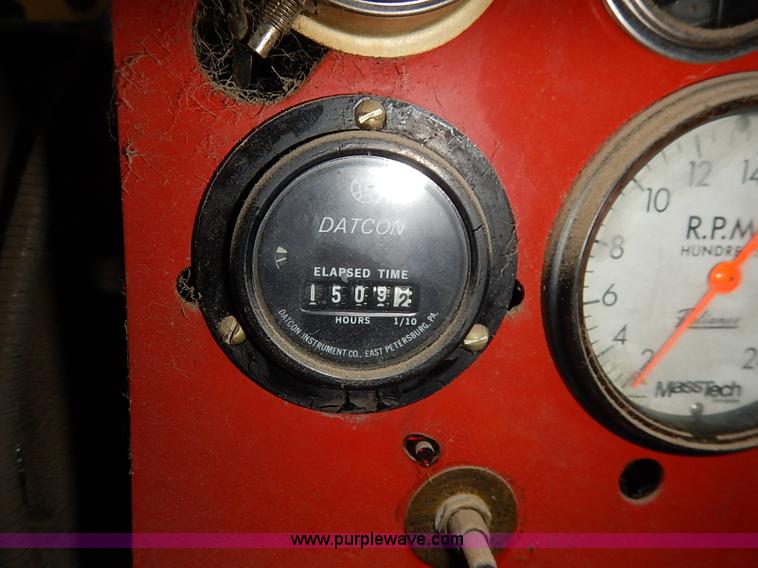 image for item AY9063 Waukesha Dresser six cylinder natural gas engine