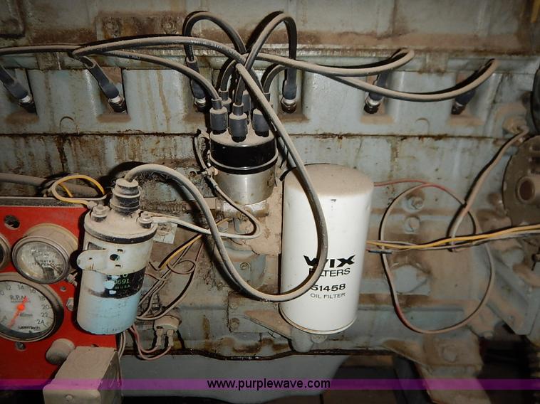 image for item AY9063 Waukesha Dresser six cylinder natural gas engine