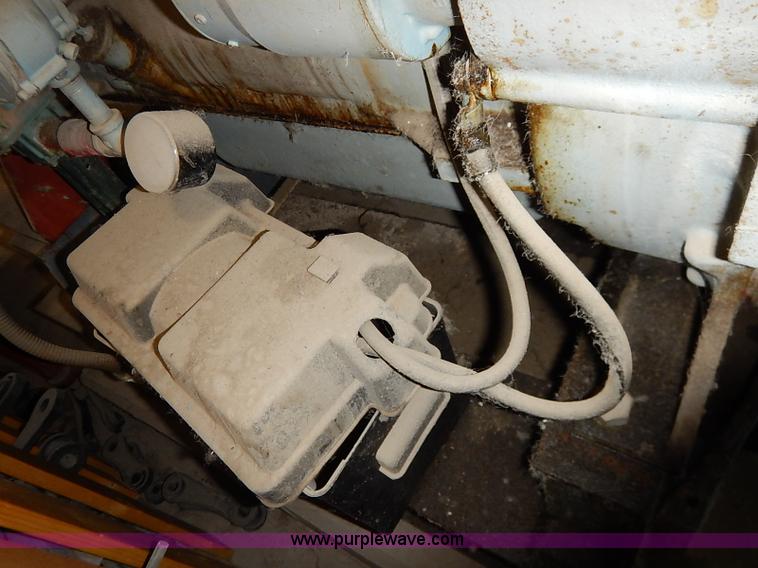 image for item AY9063 Waukesha Dresser six cylinder natural gas engine