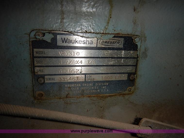 image for item AY9063 Waukesha Dresser six cylinder natural gas engine