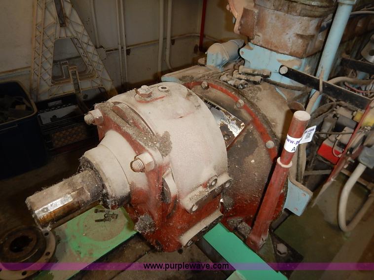 image for item AY9064 Waukesha Dresser six cylinder natural gas engine