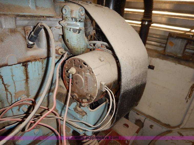 image for item AY9064 Waukesha Dresser six cylinder natural gas engine