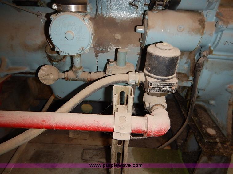 image for item AY9064 Waukesha Dresser six cylinder natural gas engine