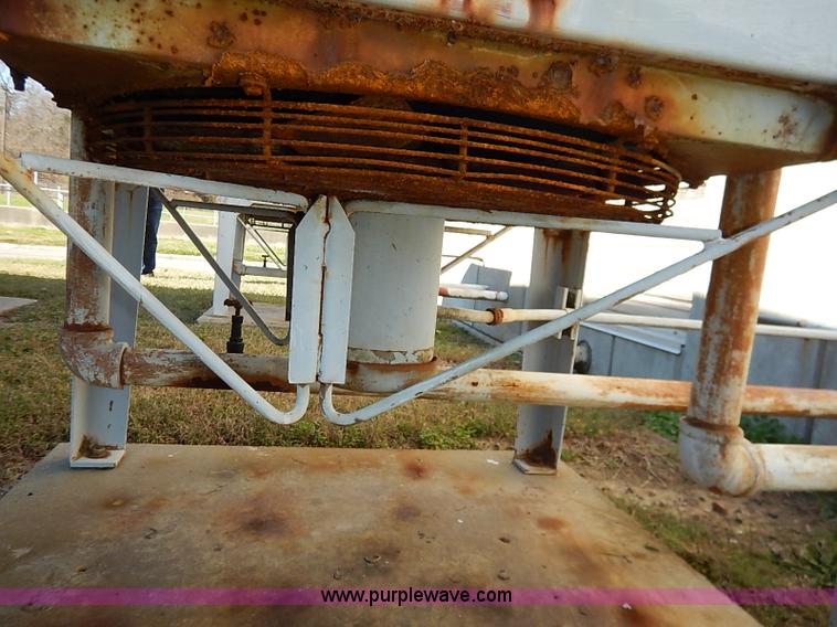 image for item AY9064 Waukesha Dresser six cylinder natural gas engine