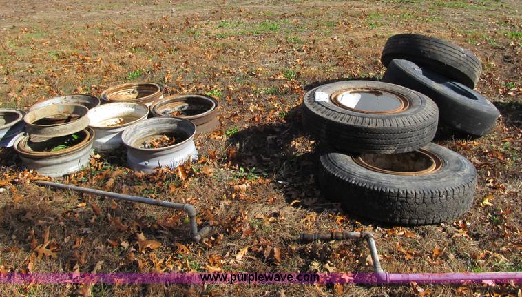 image for item F8871 Assorted wheels and tires