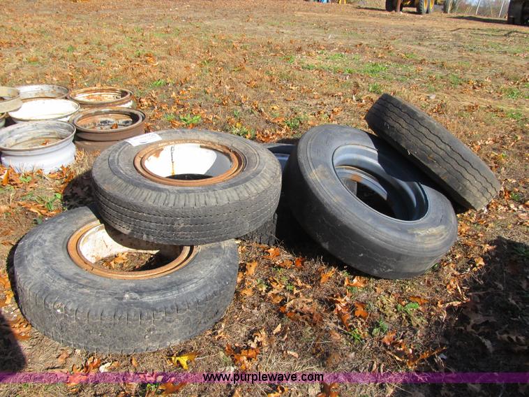 image for item F8871 Assorted wheels and tires