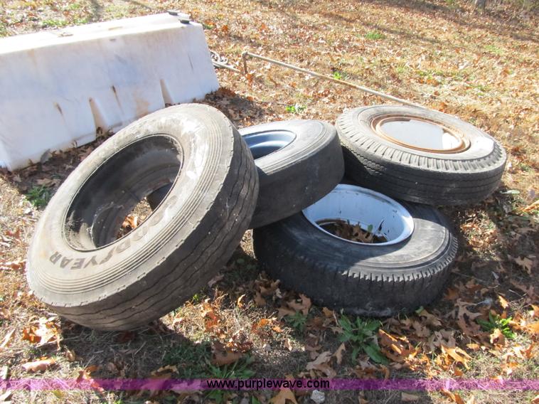 image for item F8871 Assorted wheels and tires