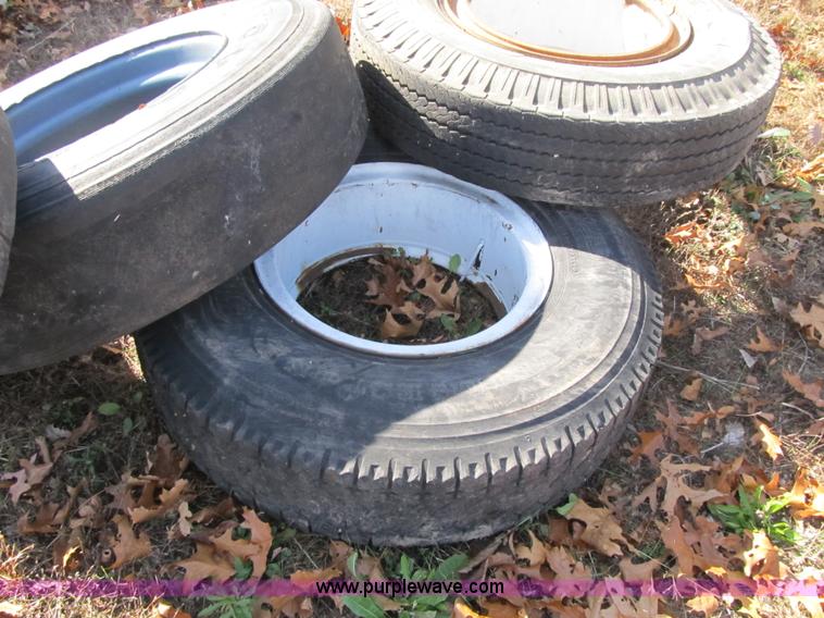 image for item F8871 Assorted wheels and tires