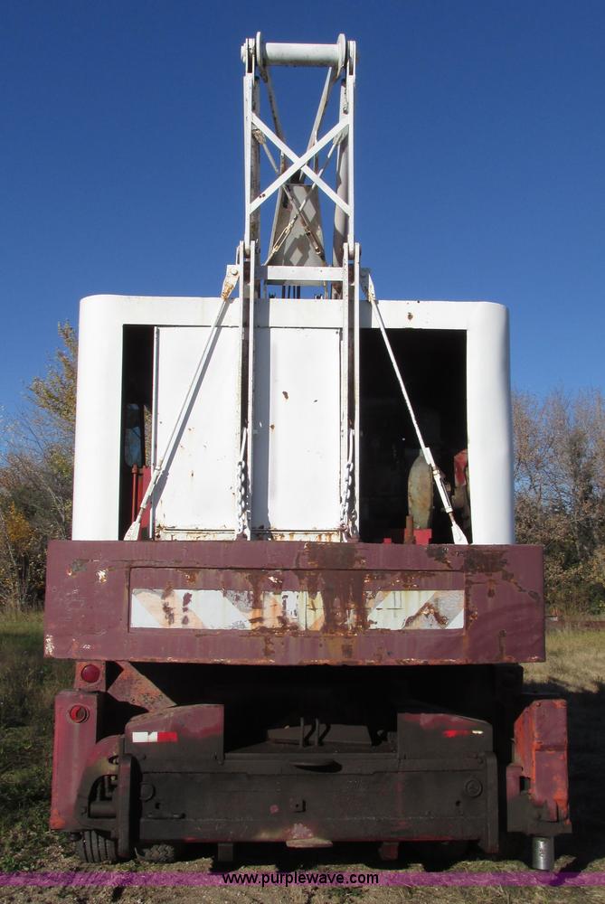 image for item G9907 1965 Link Belt HC-78 truck crane