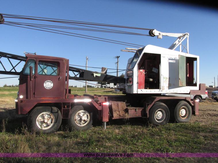 image for item G9907 1965 Link Belt HC-78 truck crane