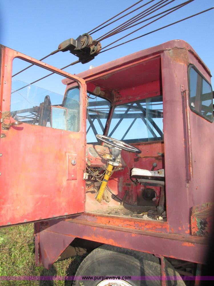 image for item G9907 1965 Link Belt HC-78 truck crane