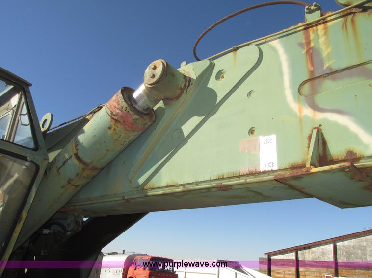 image for item G9908 1975 P & H MT-250 hydraulic crane