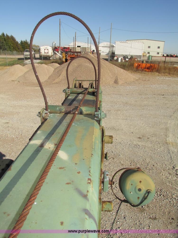 image for item G9908 1975 P & H MT-250 hydraulic crane