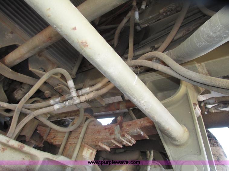 image for item G9908 1975 P & H MT-250 hydraulic crane