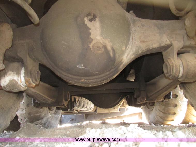 image for item G9908 1975 P & H MT-250 hydraulic crane