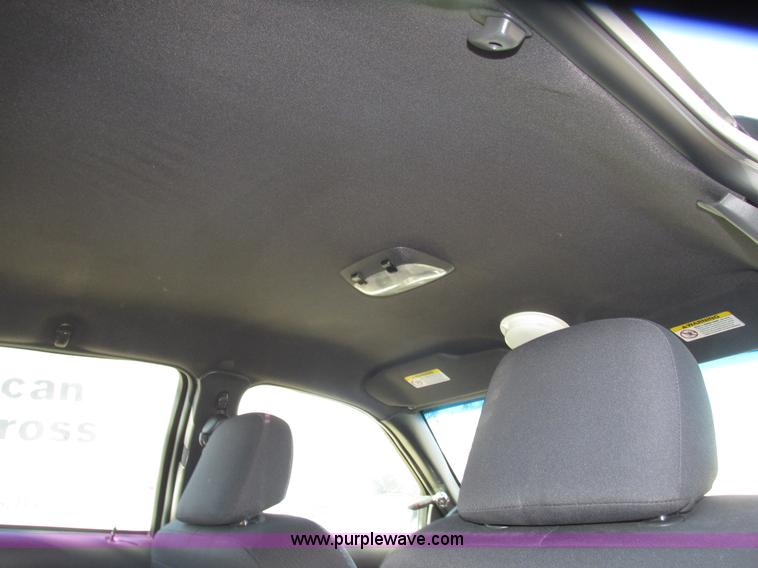 image for item G9910 2004 Ford Crown Victoria Police Interceptor