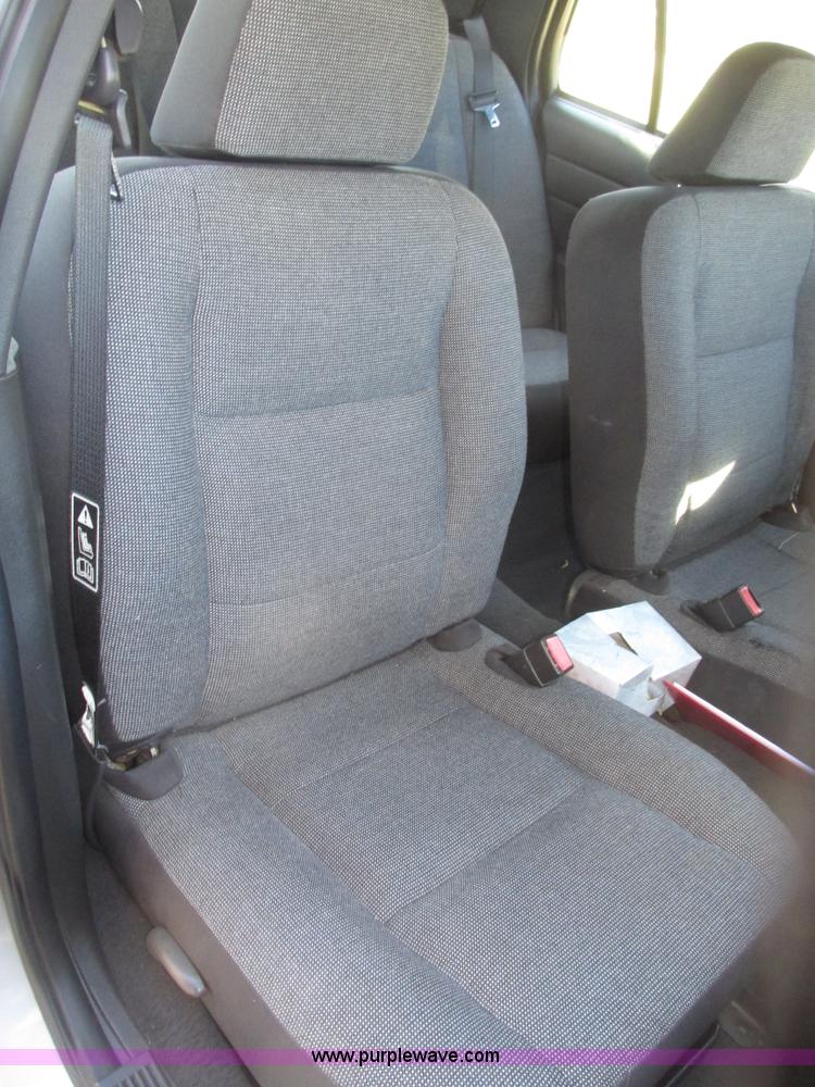 image for item G9910 2004 Ford Crown Victoria Police Interceptor