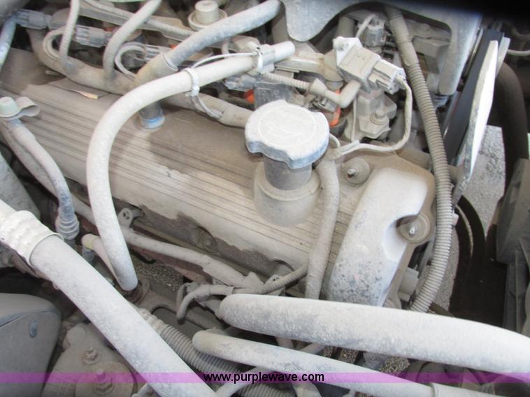 image for item G9910 2004 Ford Crown Victoria Police Interceptor