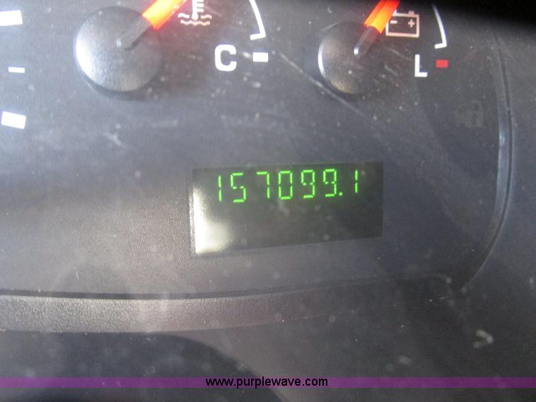 image for item G9911 2008 Ford E450 Super Duty Goeshen coach bus