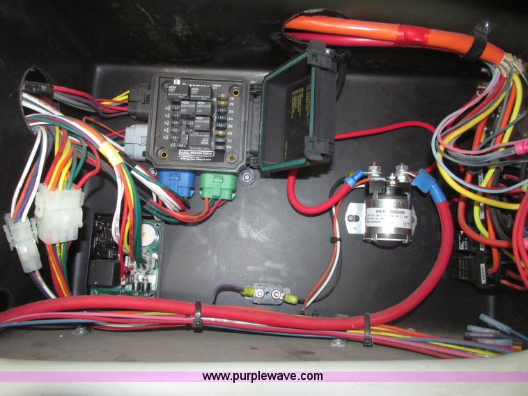 image for item G9911 2008 Ford E450 Super Duty Goeshen coach bus