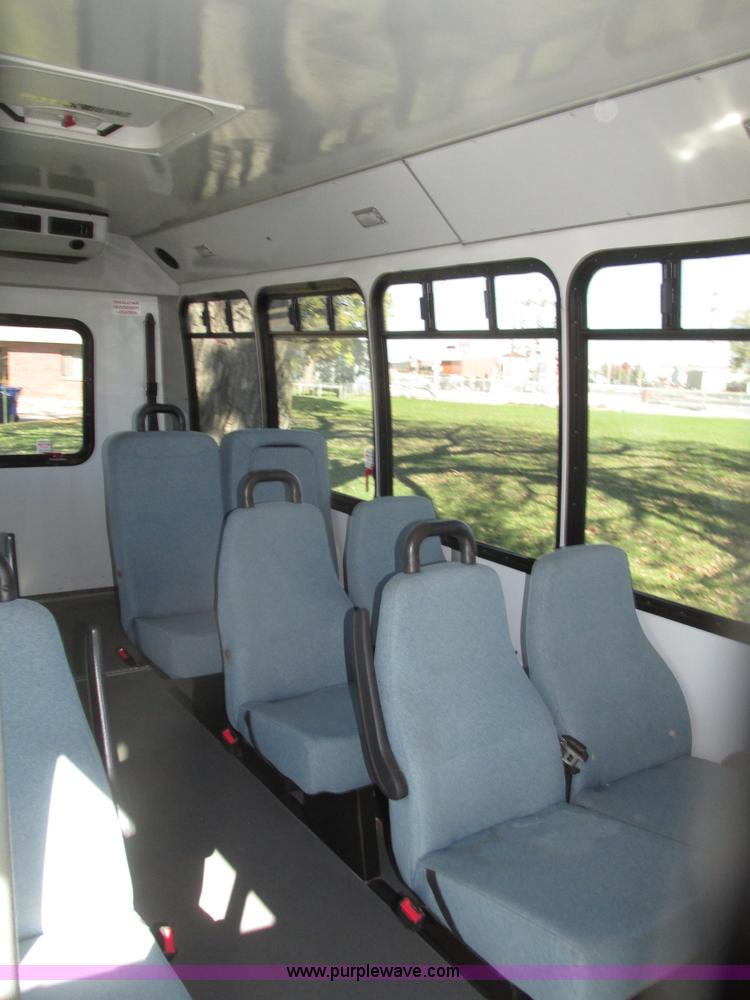 image for item G9911 2008 Ford E450 Super Duty Goeshen coach bus