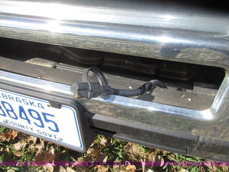 image for item G9911 2008 Ford E450 Super Duty Goeshen coach bus